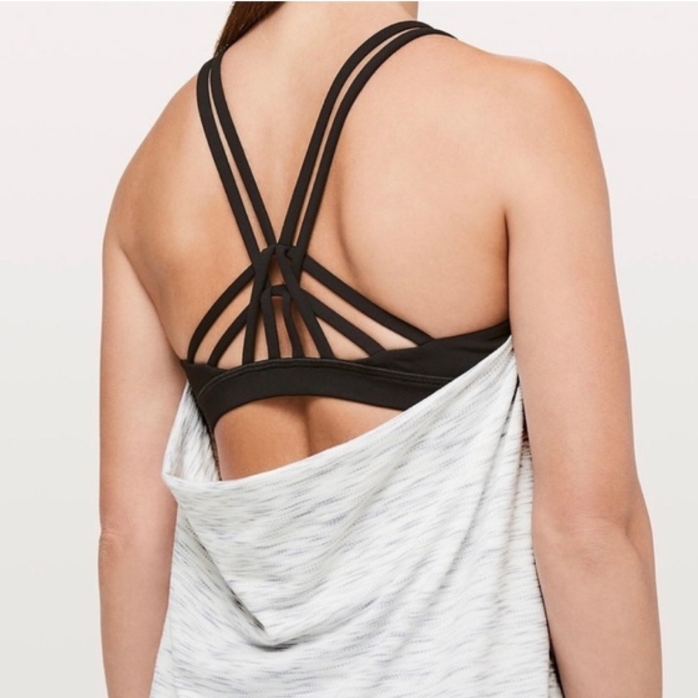 Lululemon Moment to Movement 2 in 1 Tank: Tiger Space Dye Hail
White/Black